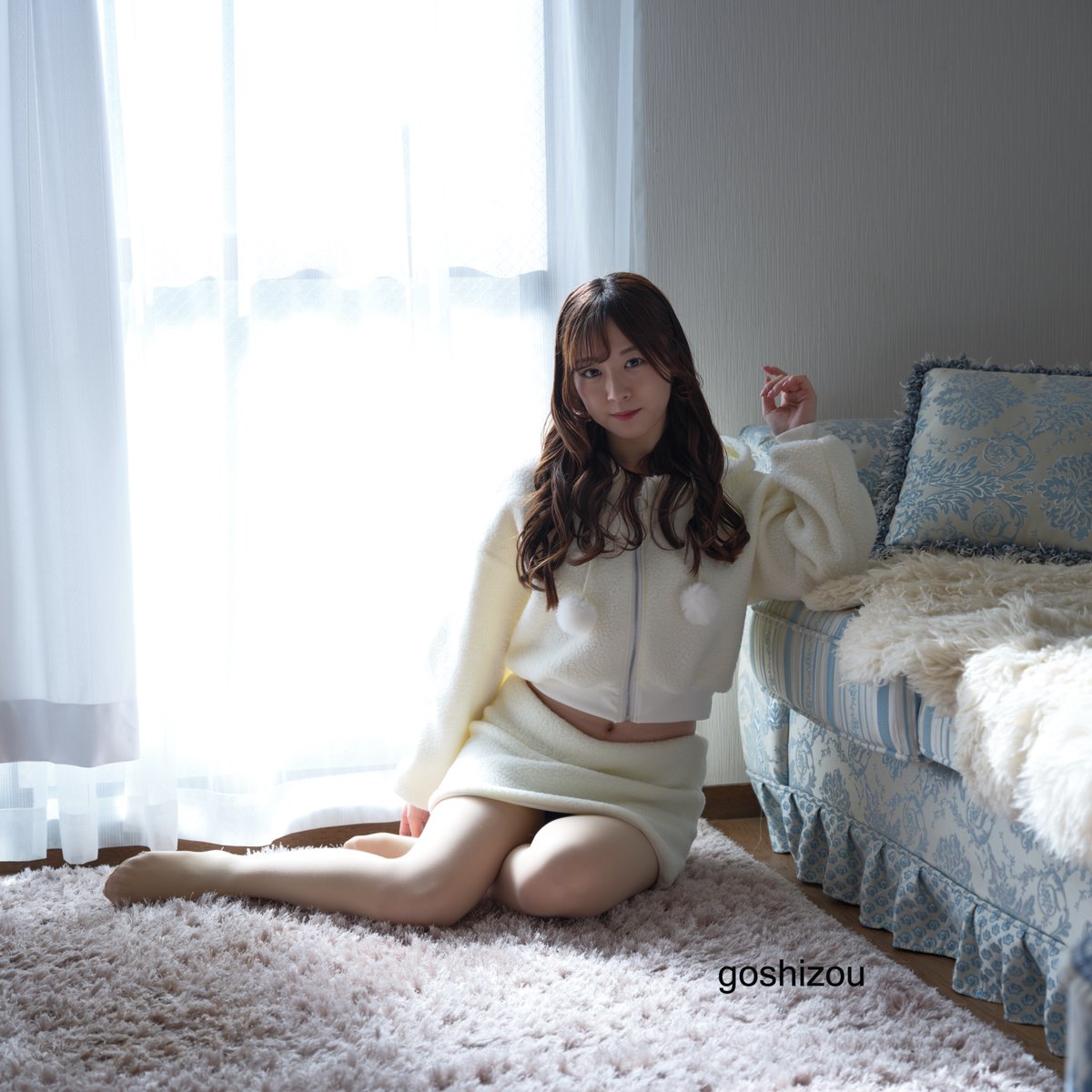 TOP SEEスタジオにてみゆさんを撮影してきました。

TOP SEEスタジオはレンタルスペース・レンタルスタジオ
を撮影会の無い日程限定で随時受け付けてます

プランは平日2,500円/h　5時間でお得な10,000円
　　　土日祝3,000円/h　5時間でお得な12000円
※必須条件として2時間以上の利用をお願いとの事
