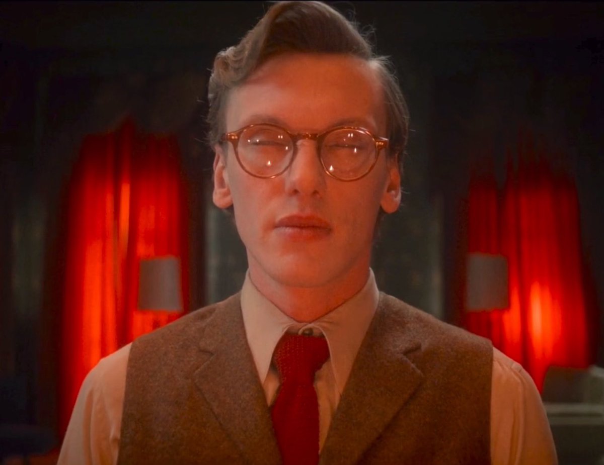 something worth noting is in s4 henry isn’t set on mass world extinction — he genuinely believed that he could make a difference with el by his side .. 

el’s “betrayal” was the straw that broke him and vanquished any hope he had left for humanity