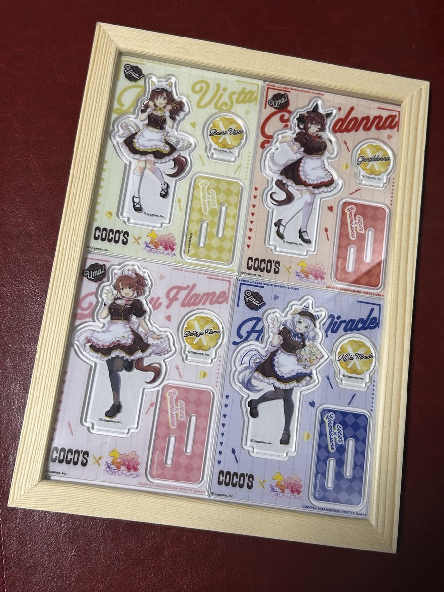 ココスのウマ娘アクスタ、4枚一度に飾ってみたけど中々いい感じなので