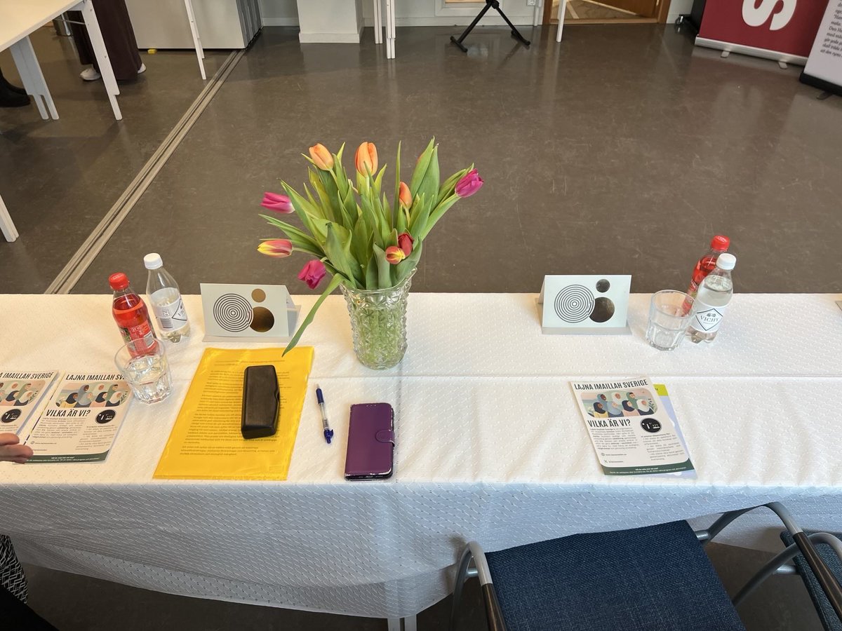 JagArHijabi's tweet photo. Nu är seminariet i Stockholm igång! #jagarhijabi https://t.co/Ea3x47Ri9S