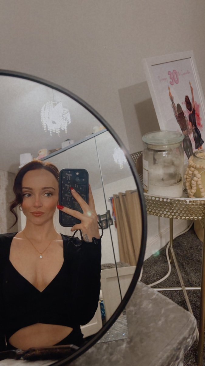 Sammie 🤍 tweet media