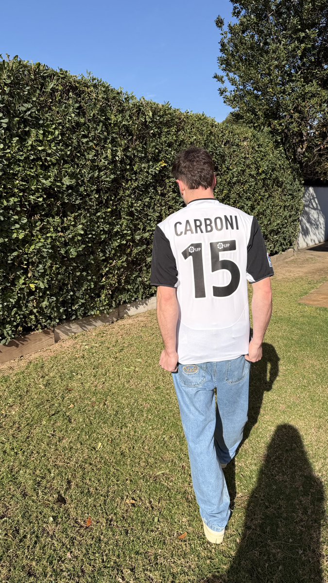 Último día de REBAJAS ✨

Aprovéchate ahora antes de que vuelen 🔥

👉 elmatadorfootball.com 👈