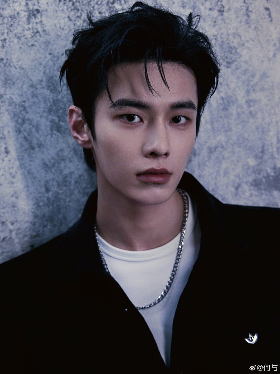 theyuniverse96's tweet photo. 260201 • #HeYu weibo update

18 Grid (1/5)

#何与 #하여 https://t.co/NIGinyaKOW