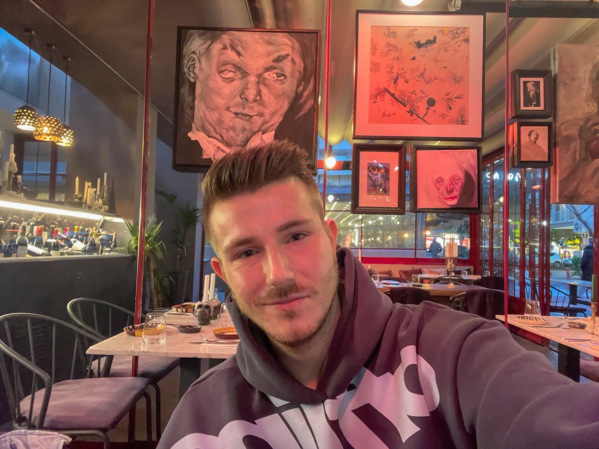 extraomness's tweet image. ✨