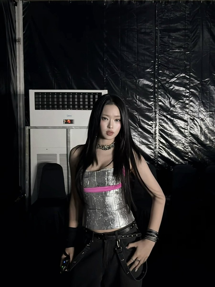 bbyqngels's tweet photo. thank you so much Kspark!! i missed performing so much and this was so much fun 🩷 https://t.co/gfxJpwDhee