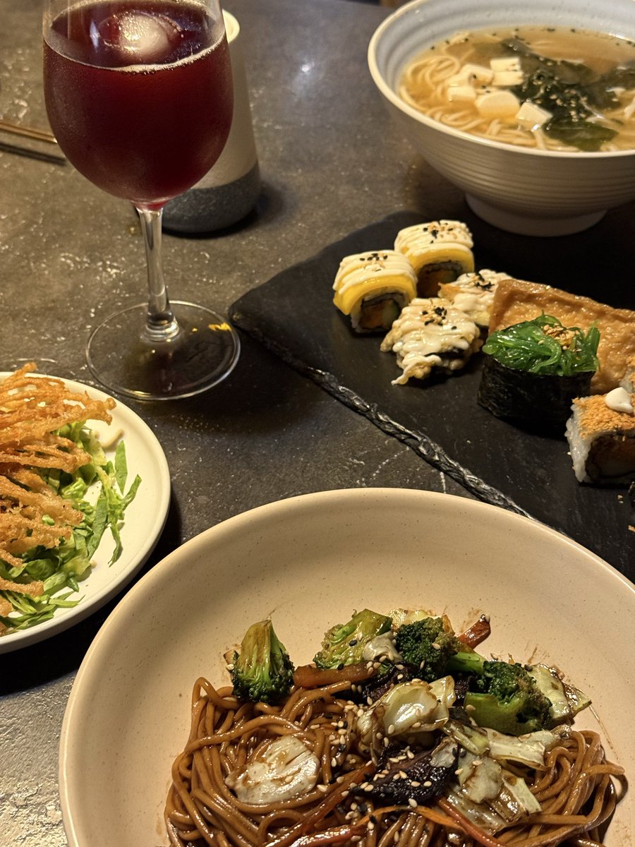 Kseniya Larico ⦿ tweet media