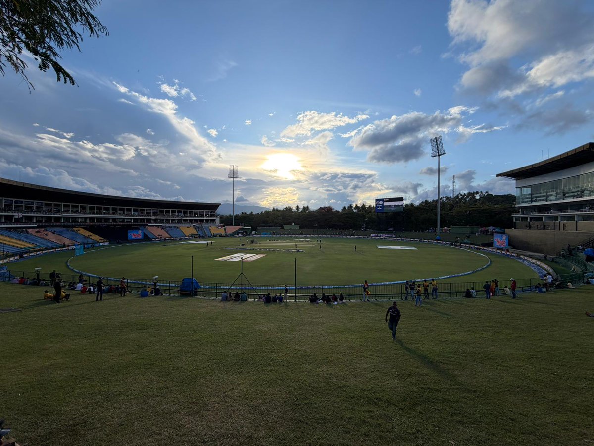 Time for the second T20 in Pallekele. England win toss and bowl 

England unchanged: Salt, Buttler, Bethell, Banton, Brook, Curran, Jacks, Overton, Dawson, Archer, Rashid #SLvENG