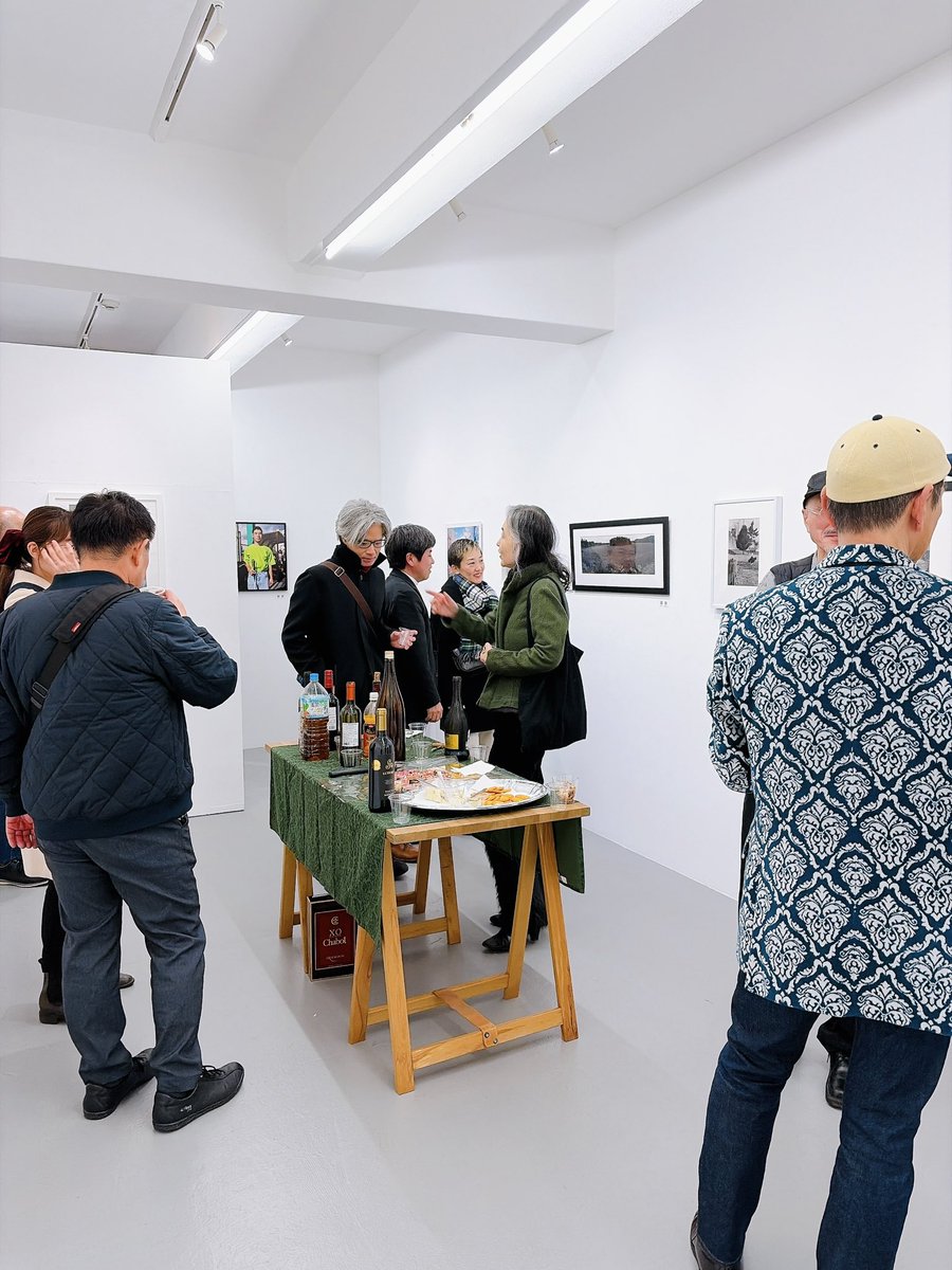 ギャラリーの30周年、本当におめでとうございます！その長い年月、関西の写真界を牽引してきたことに感嘆しかないです！<a href="/ThirdGalleryAya/">TheThird Gallery Aya</a>