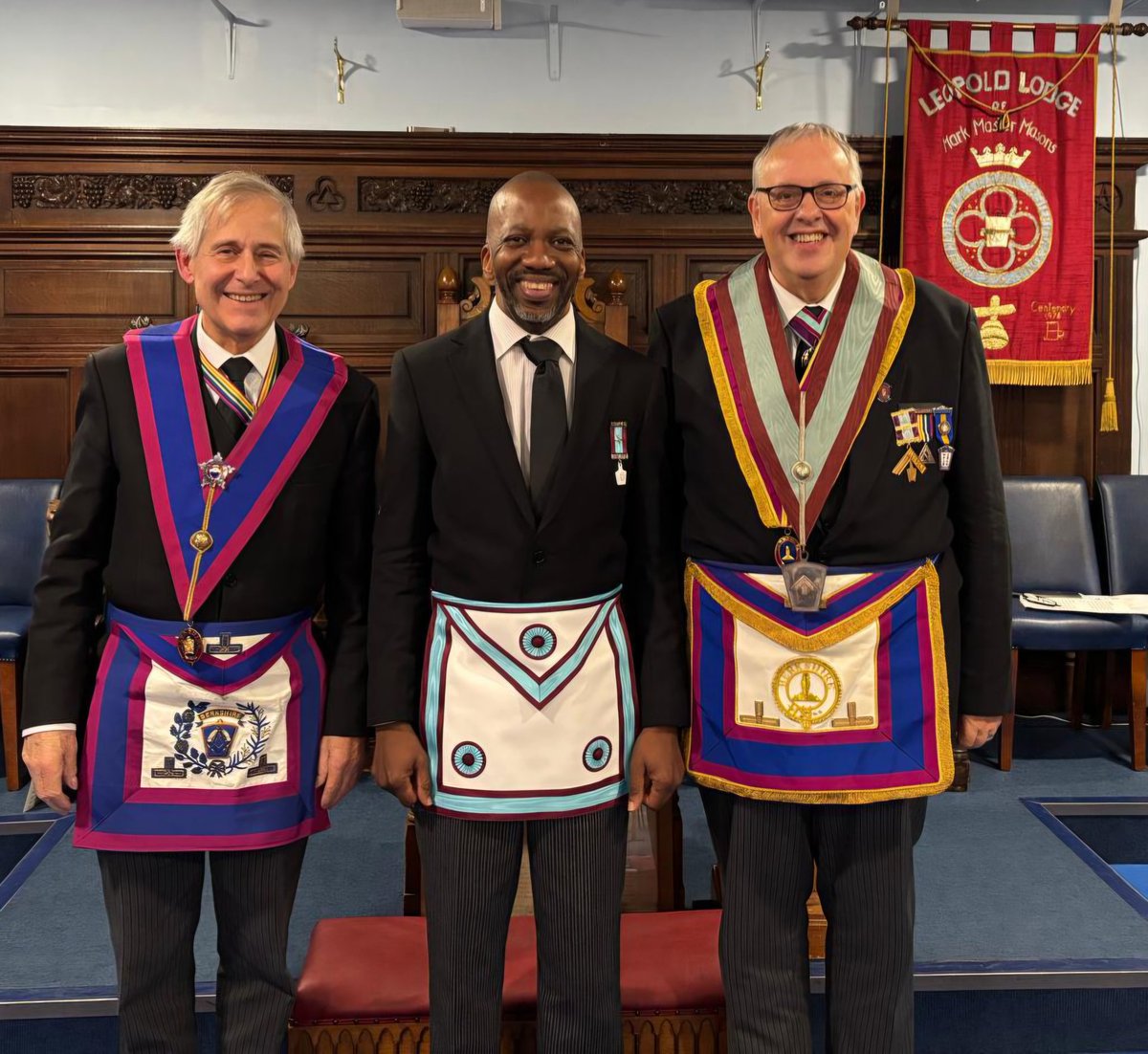 Berkshire Mark Freemasons tweet media