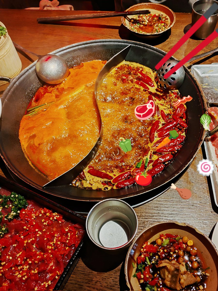 Crane1464620's tweet photo. Want to truly experience China? Don't just visit—live it: stir tea in a wok, share a hot pot feast, lose yourself in Wuju opera. Let the Chinese way of life become part of your story.
#LiveChinese
#ChineseCulture #BecomingChinese https://t.co/pj92DJ5ir3