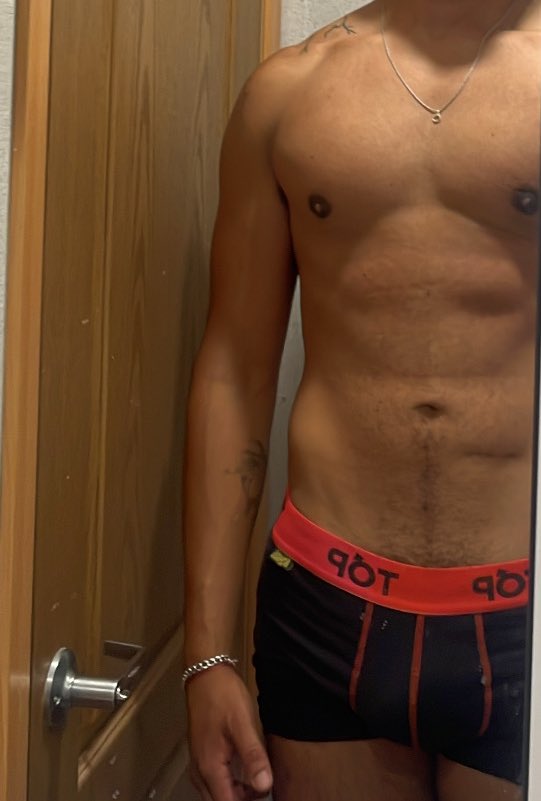 LEOBOY (@boyleo98) on Twitter photo 