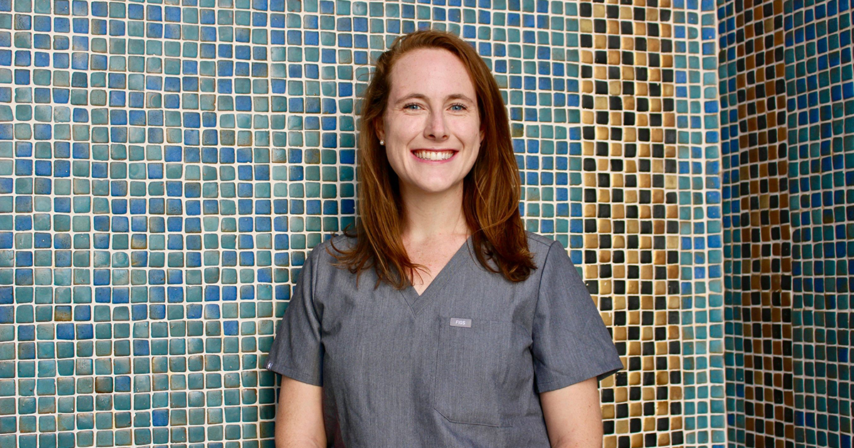 OSUOptometry's tweet photo. Dr. Carolyn Chakuroff Gafford (OD'19, MS'18) is featured in our February #OSUopt Alumni Focus. https://t.co/714fz8LWWp https://t.co/a6LlxGlNVt