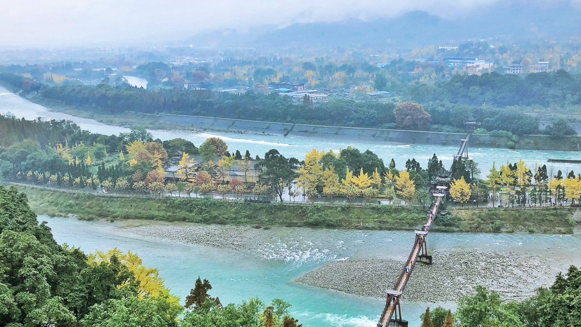 Bitlfy's tweet image. Top 10 Most Popular Cities for Traveling to China in 2025

5. Chengdu – Pandas, Food, and a Relaxed Lifestyle

Chengdu offers a slower pace and unforgettable cultural experiences.

Best for: Family travelers, food lovers, lifestyle-focused tourists