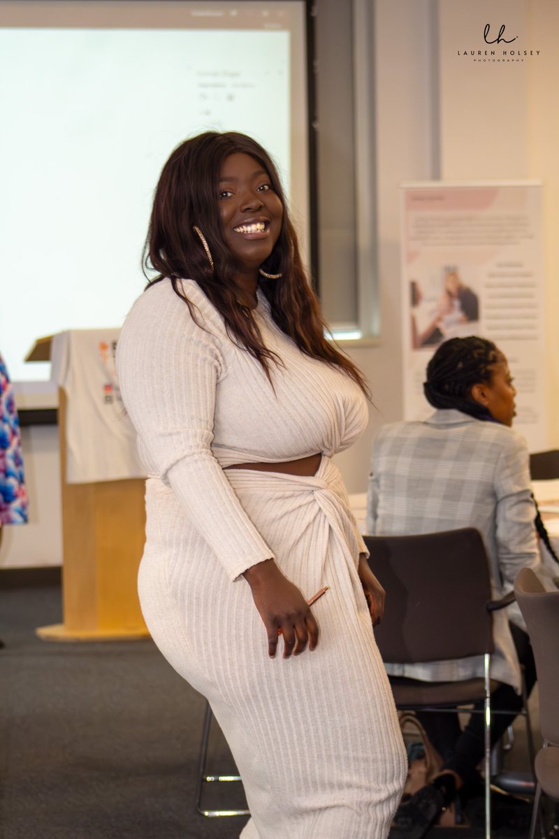 Rose Tinted Financial Services tweet media