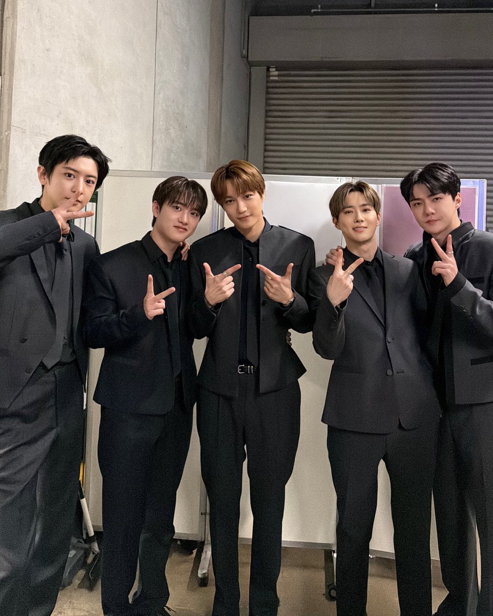 #EXO in SMTOWN LIVE 2025-26 @ FUKUOKA DAY 2

#SMTOWN #SM_30thAnniversary
#SMTOWN2025_26_FUKUOKA