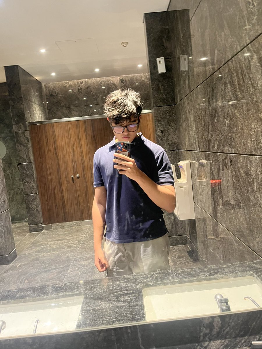 dhruvieiei tweet media