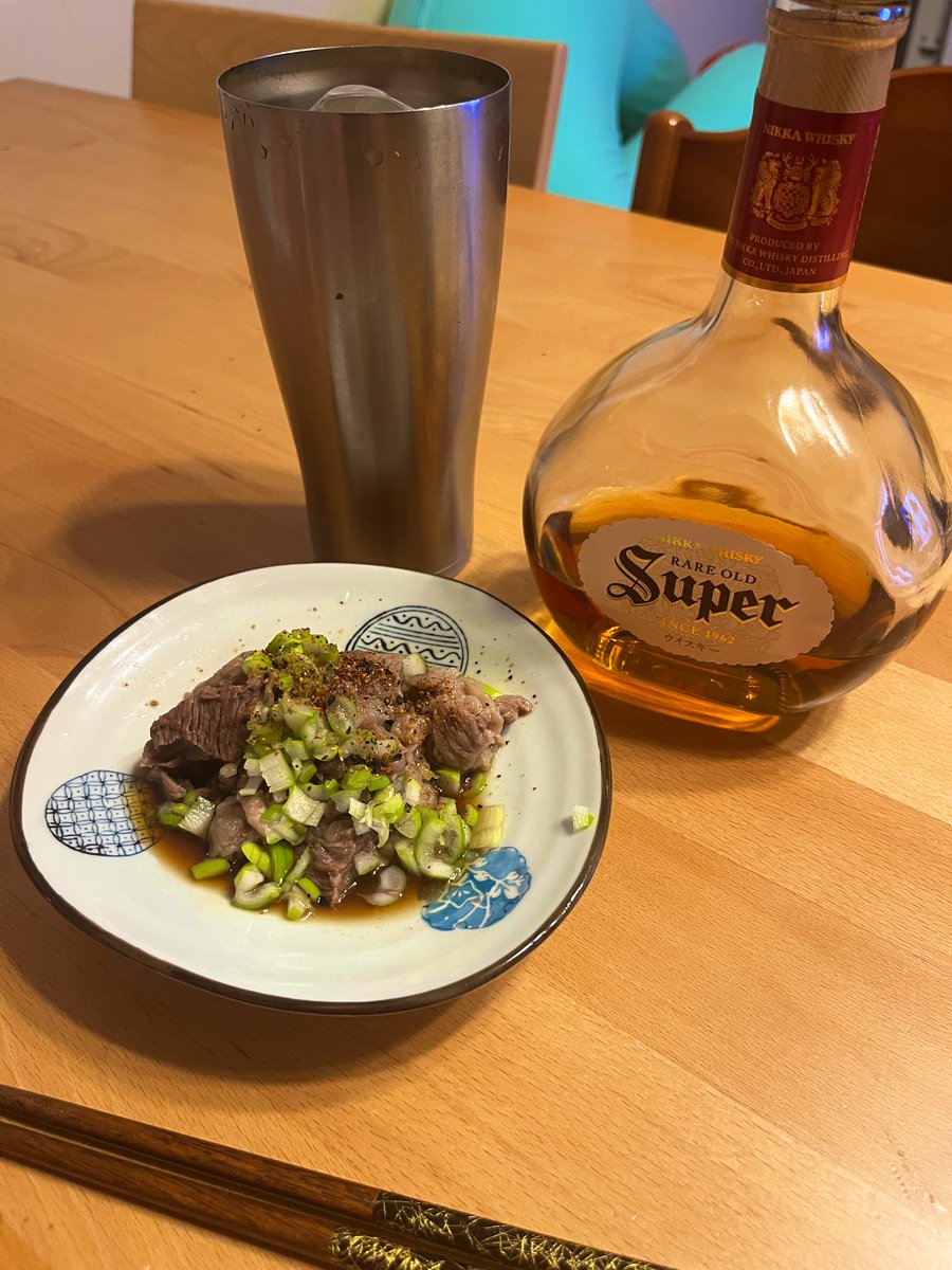hal_fulfilling's tweet photo. ２時間煮込んで出来ました🍖

自家製すじポン
合わせるのはスーパーニッカ🥃

まだ日曜は終わりませんよー🥳 https://t.co/8jepaUxsvm