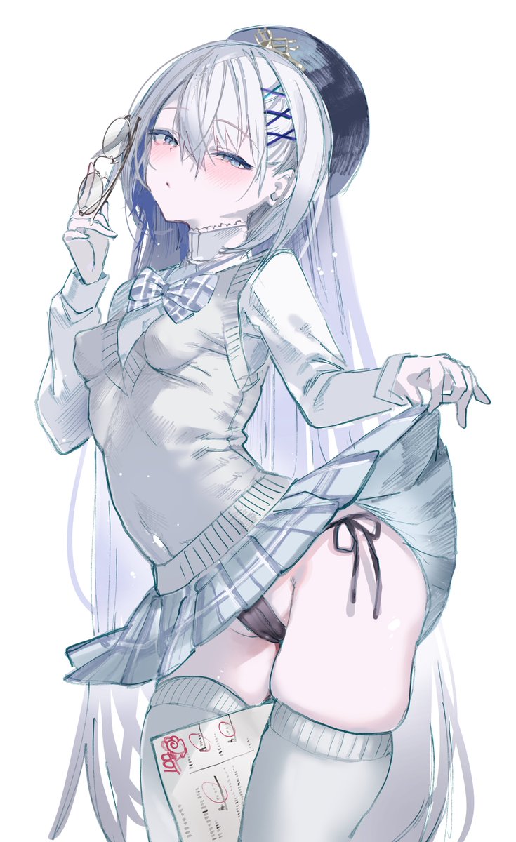 マナリア学園に潜入スタイルのクオン 