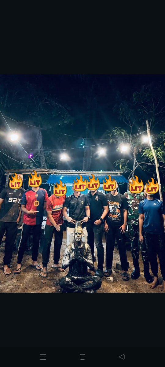 Gas yg mau join grup klik profil by TELE #gaymakassar #gaymakasar