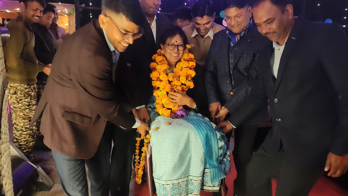 A warm farewell was accorded at the Officers’ Mess, Dett/152 BN CRPF, to Smt. MEMA Devi, AC, on her superannuation n to Dr. Rahul, MO, on resignation from service. Unit places on record its appreciation for their service n wishes them good health n success in future endeavours.