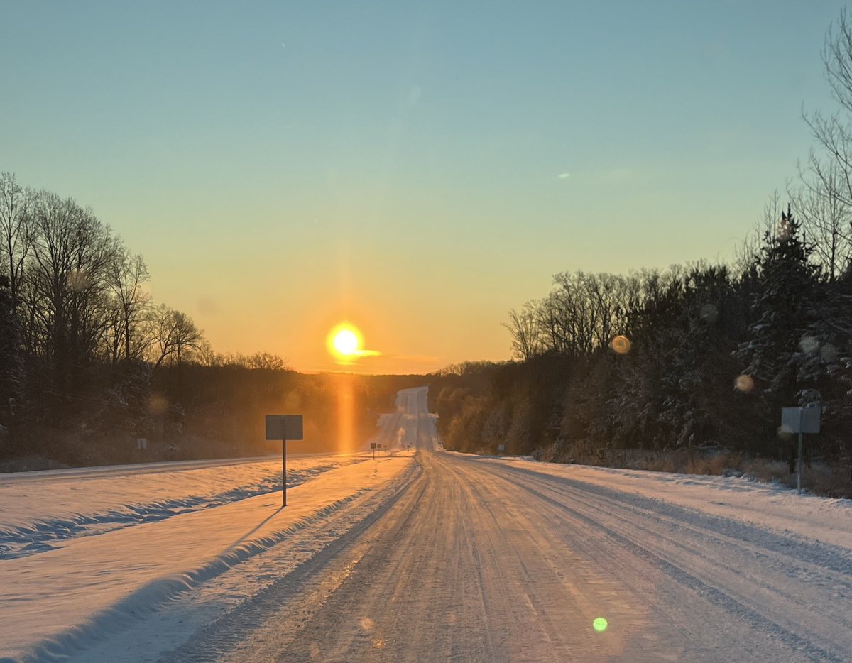 YCSO_SC's tweet photo. Report from the Road: (8:00 a.m.) Good morning from Black Hwy. in York. While the sun is out, it will take some time to get roads cleared enough for driving. Stay home and build a snowman. #YCSONews #WinterWeatherUpdate #snow #scwx #yocowx https://t.co/iPI97eYxoh