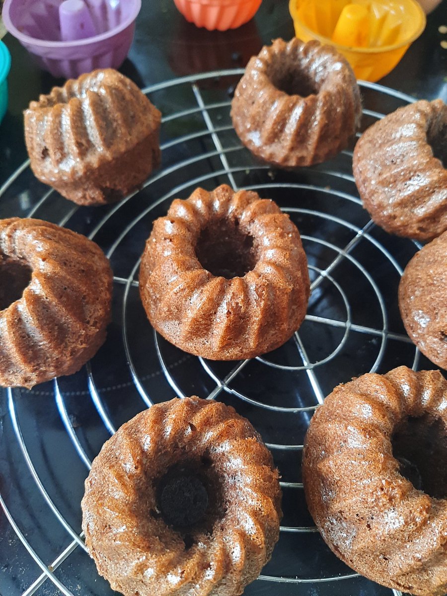 Madame Hummelchen tweet media