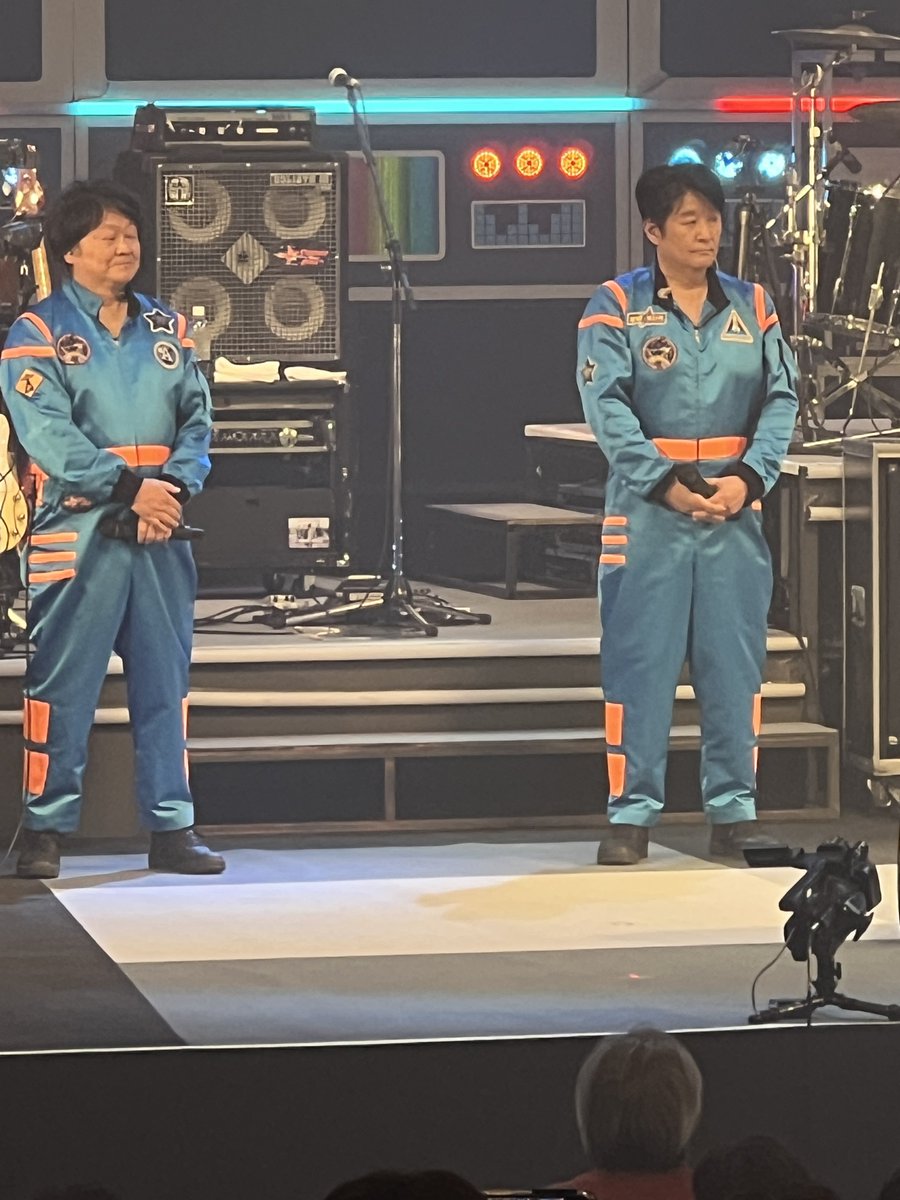 ClubKachan's tweet photo. ようやくお風呂まで入って落ち着いたんで、今日のLiveは終了です❗️

昨日もそうだけど、今日も会場の盛り上がりが凄かった‼️

こんなすごいLiveに参加出来て、ほんと幸せでしたー

次は香川県のレクザムホールです。
うどんとLive、どちらも楽しみすぎる‼️

#スタレビ
#星屑冒険王
#明石市立市民会館 https://t.co/gLel3EEKfR
