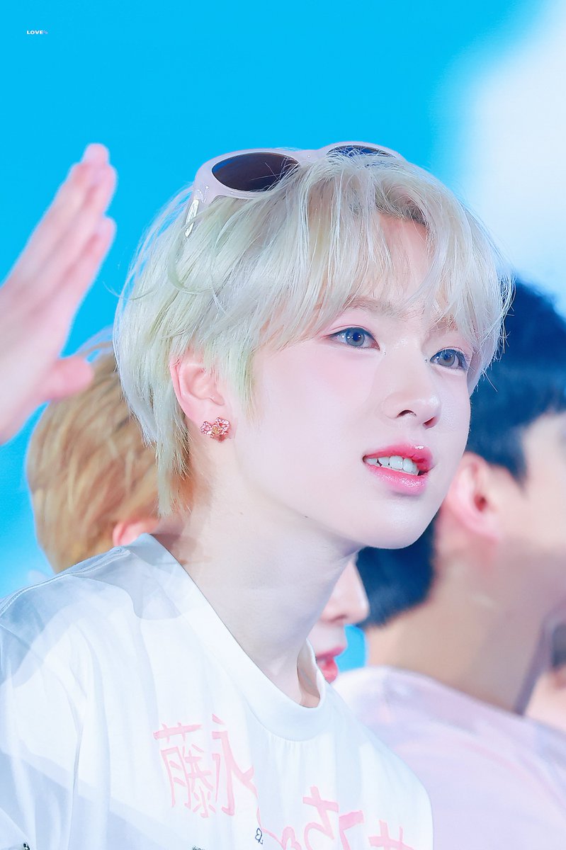 𝐋𝐎𝐕𝐄% tweet media