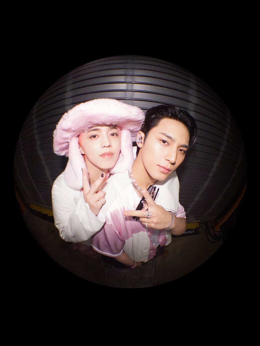 sounds_of_cheol's tweet image. CxM 🩷