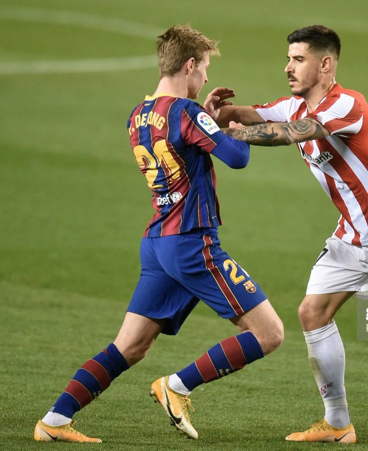 dejongass1 tweet media