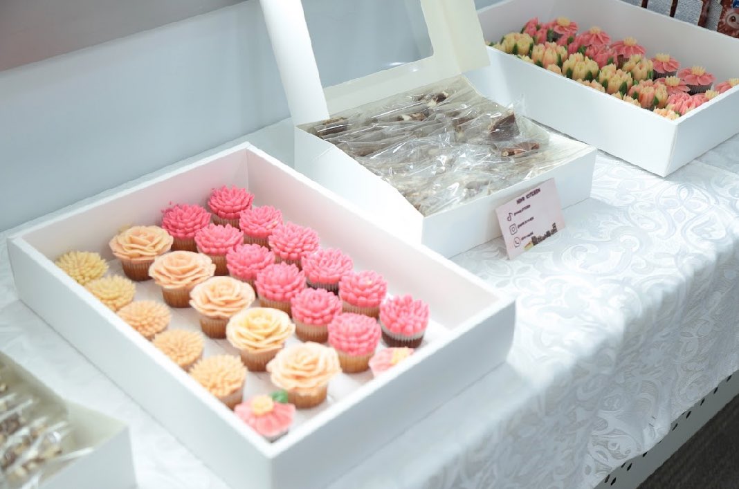 جَنى tweet media