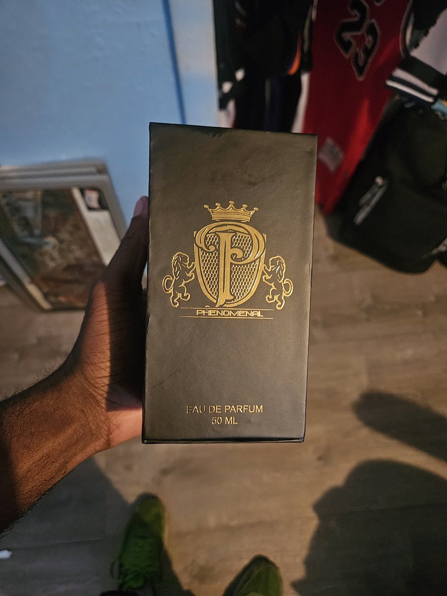 Cool Story tweet media