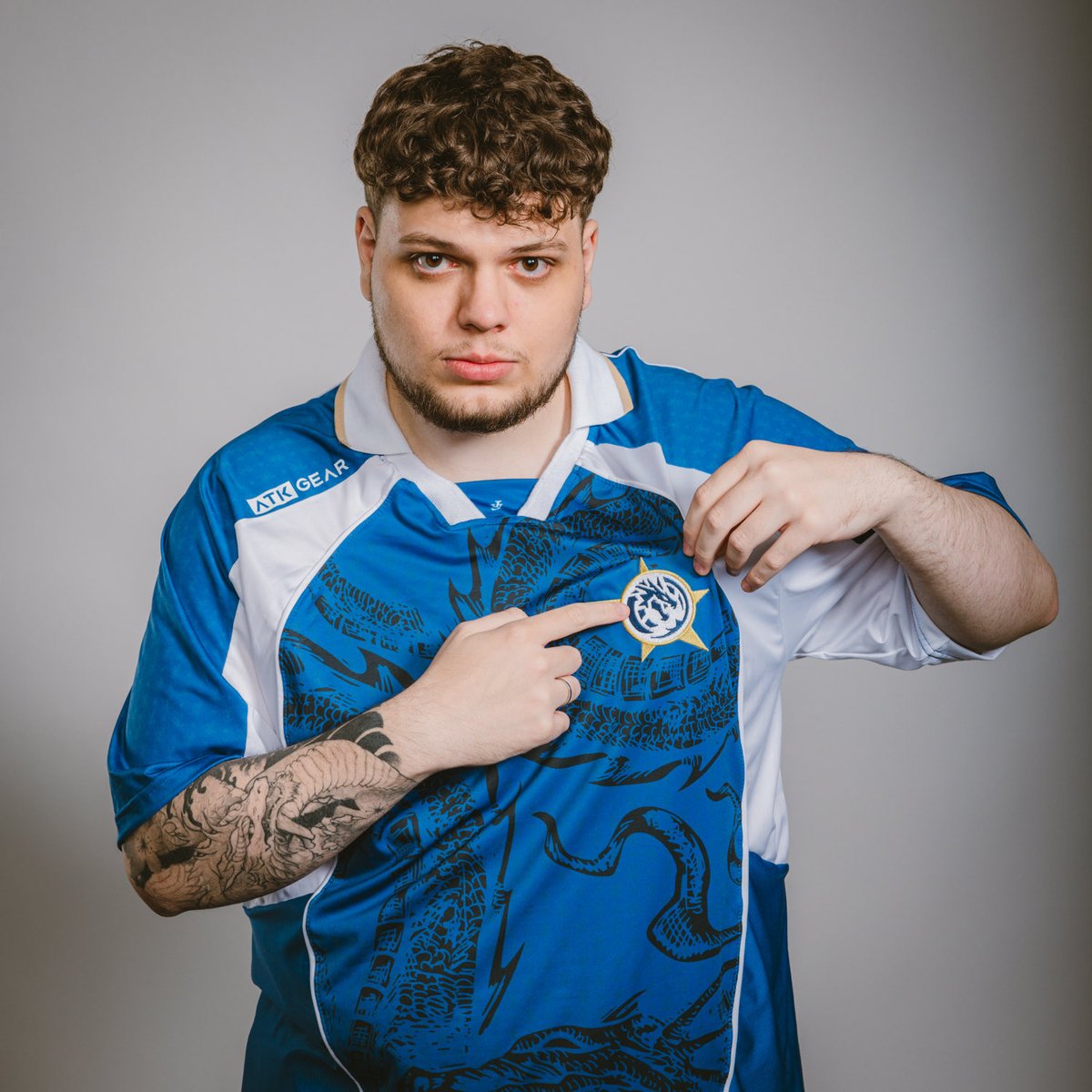 LFT

Estou livre de contrato com a LEV, e em busca de um novo projeto para me consolidar. Tenho flexibilidade para atuar em diversas funções e estou aberto a novos desafios. 

Disponível pra jogar - NA/BR