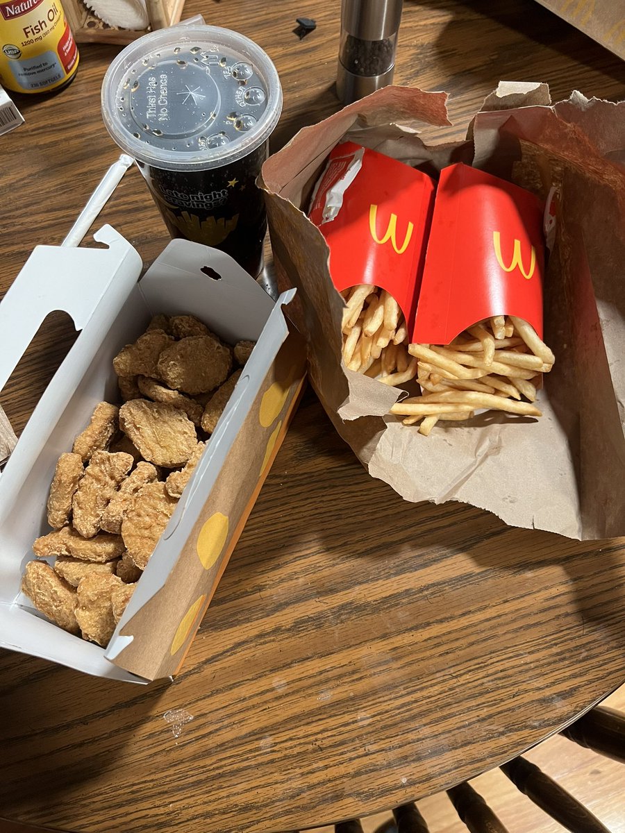 Chancipher48's tweet photo. Below 200 for the first time in my life since high school. Time to celebrate 😎 https://t.co/J1tKFMtApm