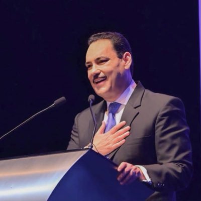 TMartinDelCampo's tweet photo. #NuevaFotoDePerfil
#Toño
#SenadorDeLaGentr https://t.co/G0QweHe60v