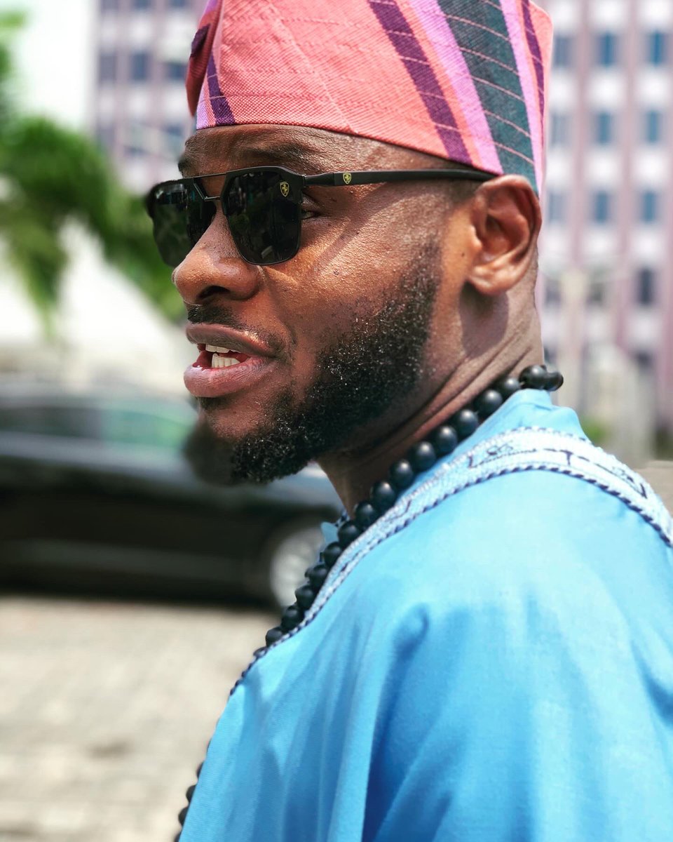 Iamjustprince's tweet photo. Have you ever tried to help someone and realize they actually like their problems? No matter how much advice you give, how much grace you extend, they don’t want solutions, they want sympathy. https://t.co/6pCERQEozb
