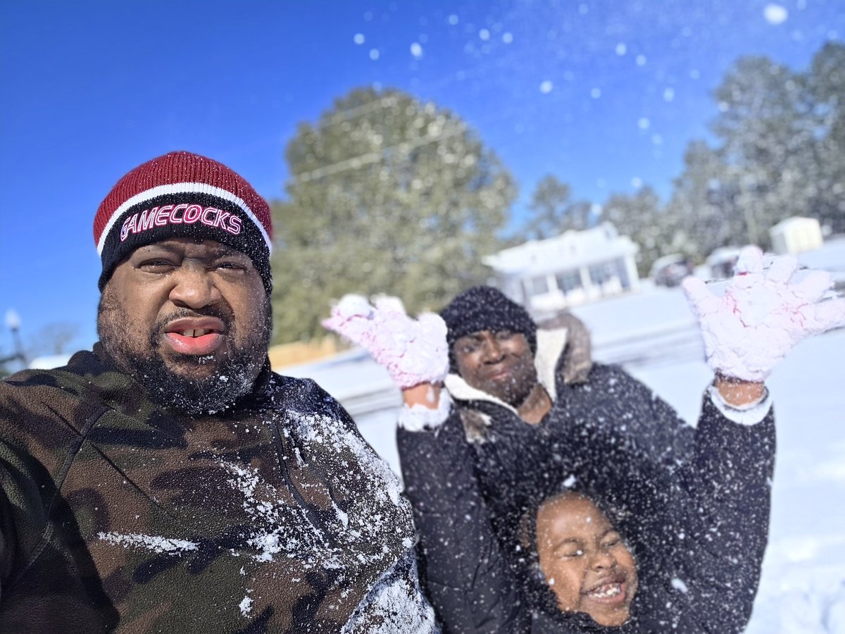 FloTownBred_843 tweet media