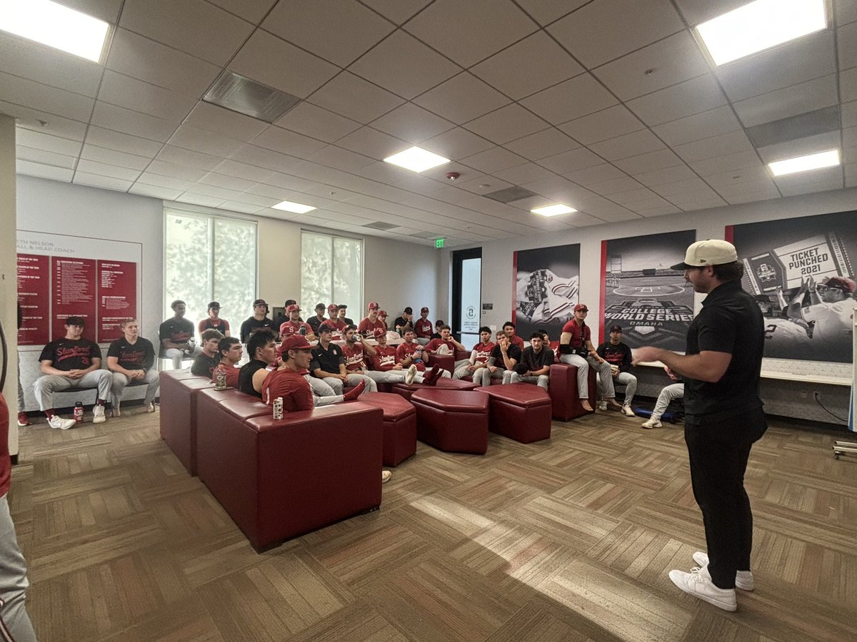 StanfordBaseballRecruiting tweet media