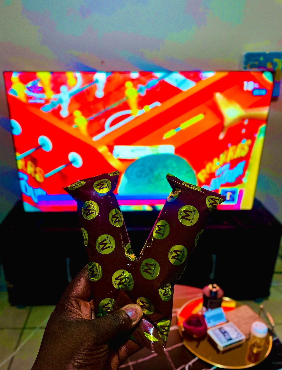 PrinceMokoenaSA's tweet photo. Also pulled out my @MagnumSA ice creams to celebrate with the housemates 😂💃🏾 #BBMzansi6 #BBMzansi #BBMzansiBazozwa  @MagnumIceCream https://t.co/alCcJIePdx