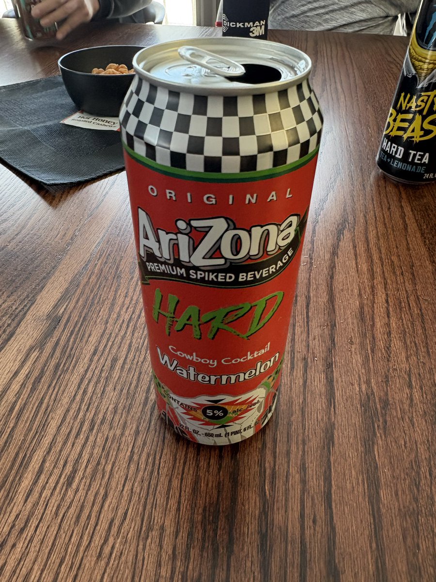 Evan Hoelscher tweet media