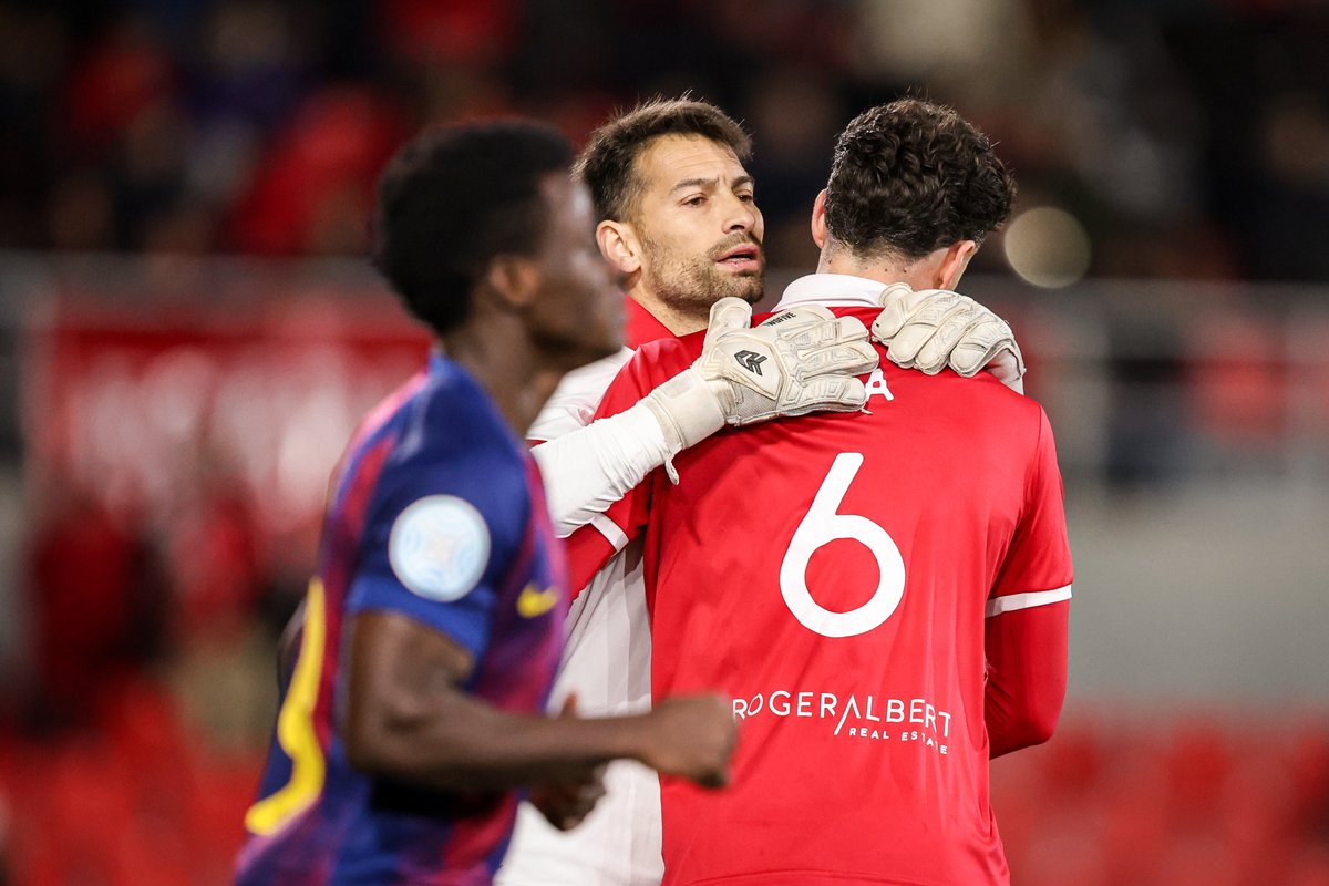 🛡️⚔️ <a href="/marcosperez1984/">Marcos Pérez de Arcos</a>!
🛡️⚔️ <a href="/ismaaestevezz/">Isma Estevez</a>!