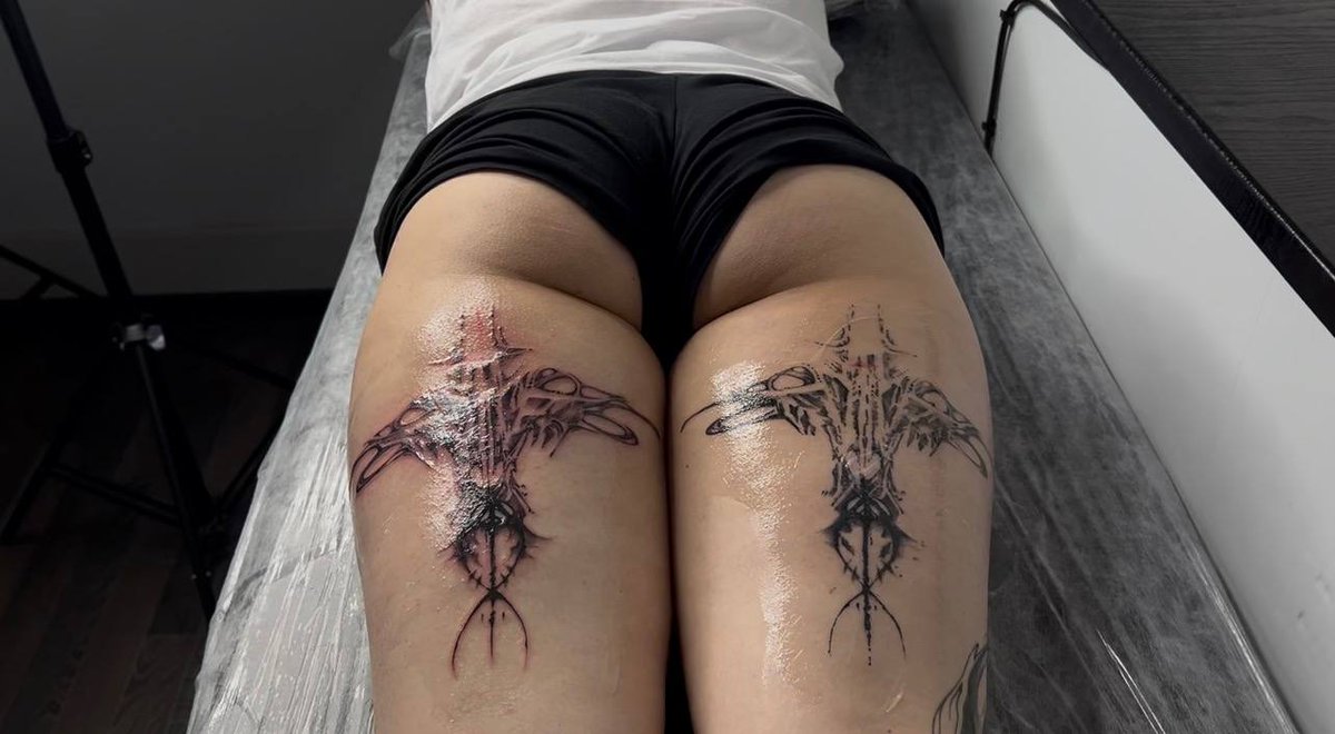 vampirail's tweet image. done by me