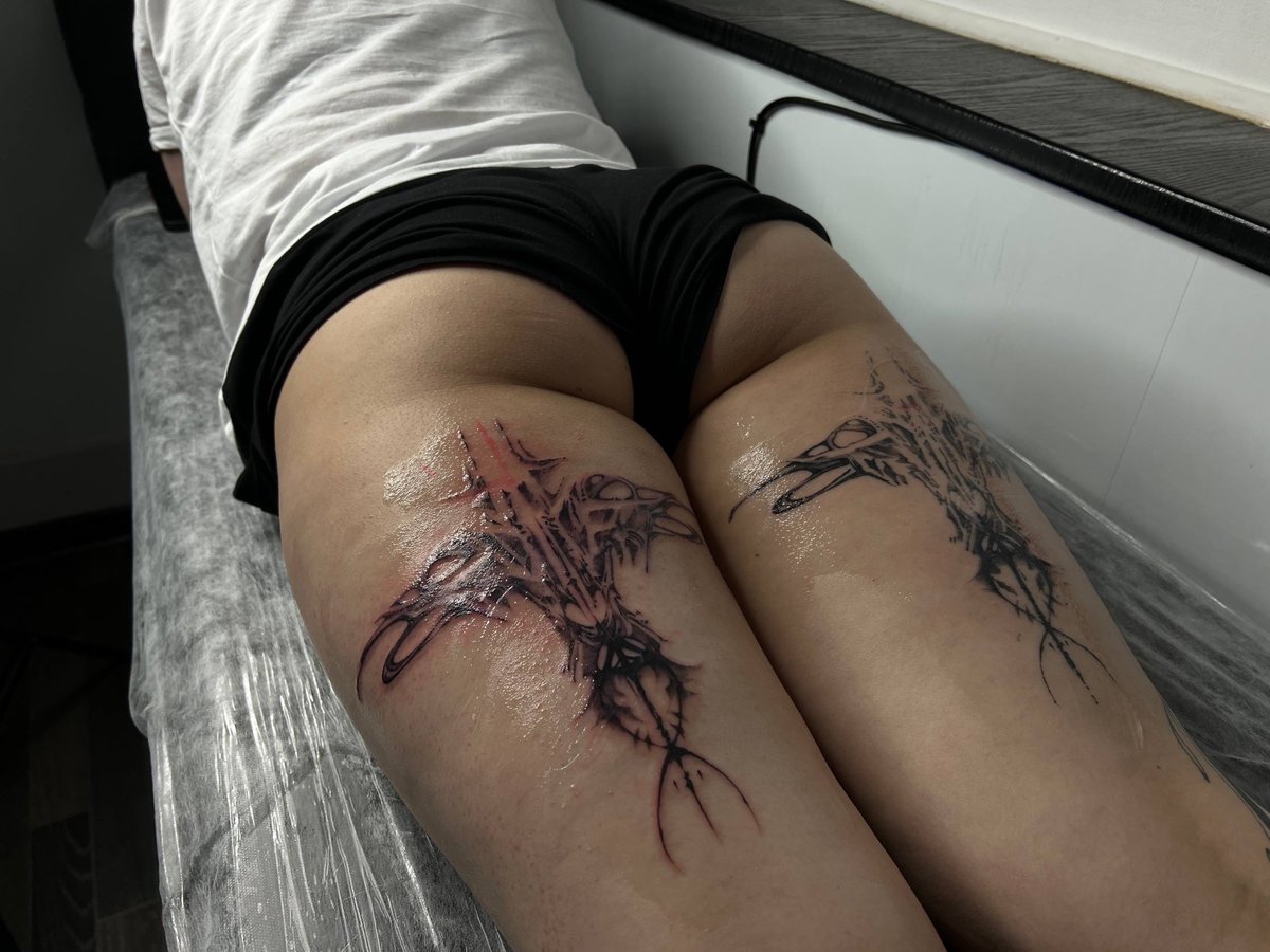 vampirail's tweet image. done by me