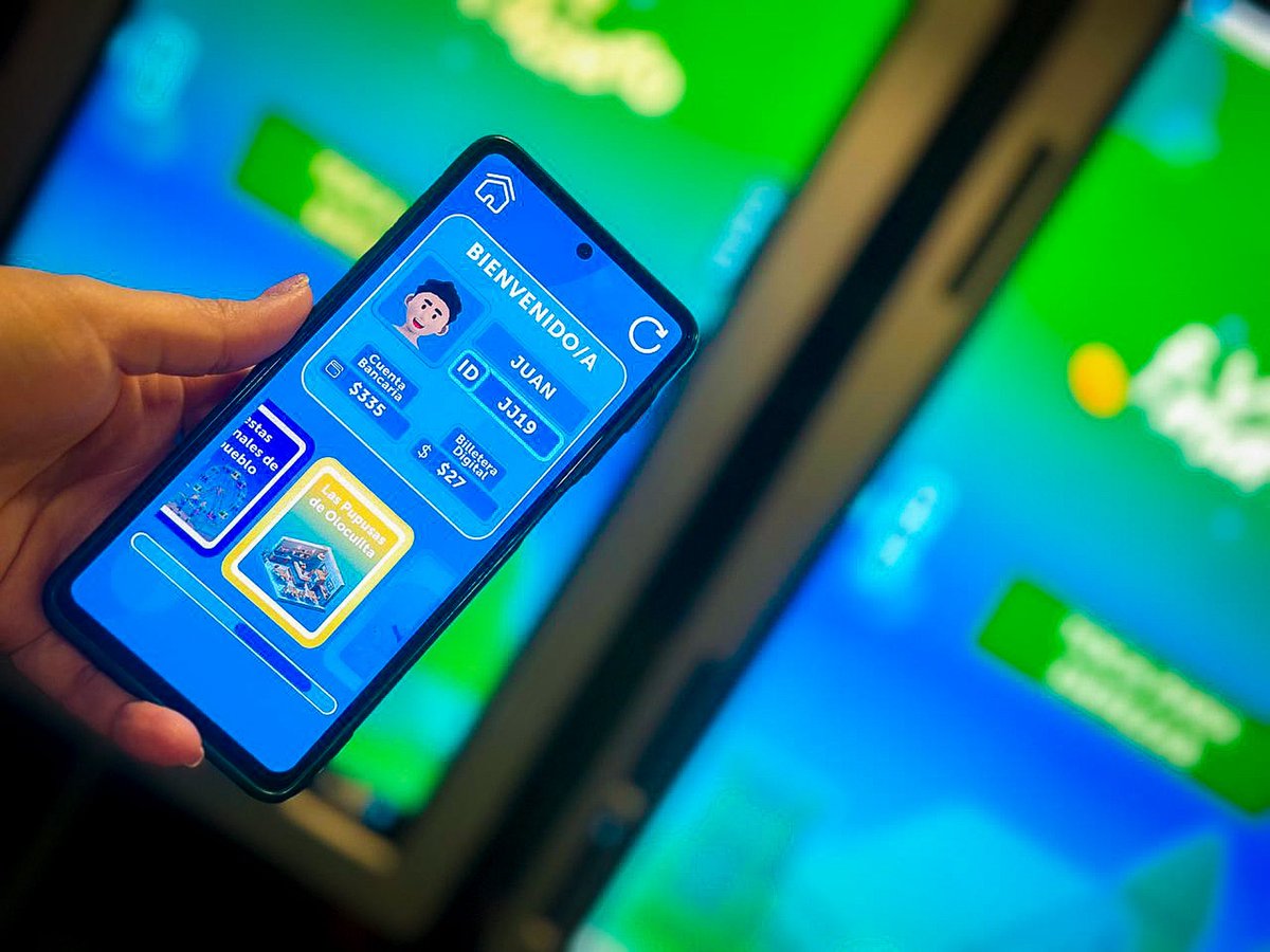 bcr_sv's tweet image. ¡Continuamos llevando la educación financiera a todo El Salvador a bordo de nuestro Bus Mi Viaje Financiero! 🚍