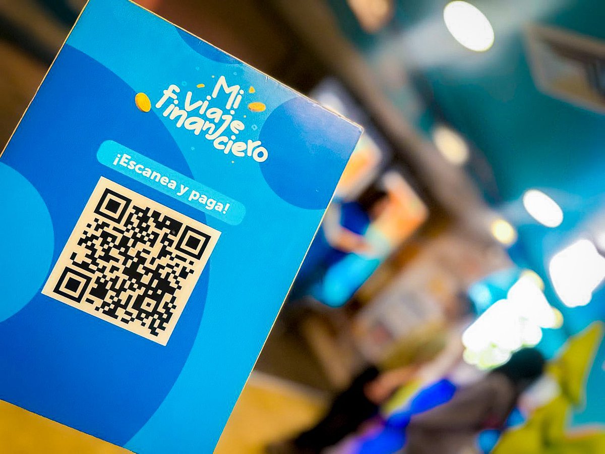 bcr_sv's tweet image. ¡Continuamos llevando la educación financiera a todo El Salvador a bordo de nuestro Bus Mi Viaje Financiero! 🚍