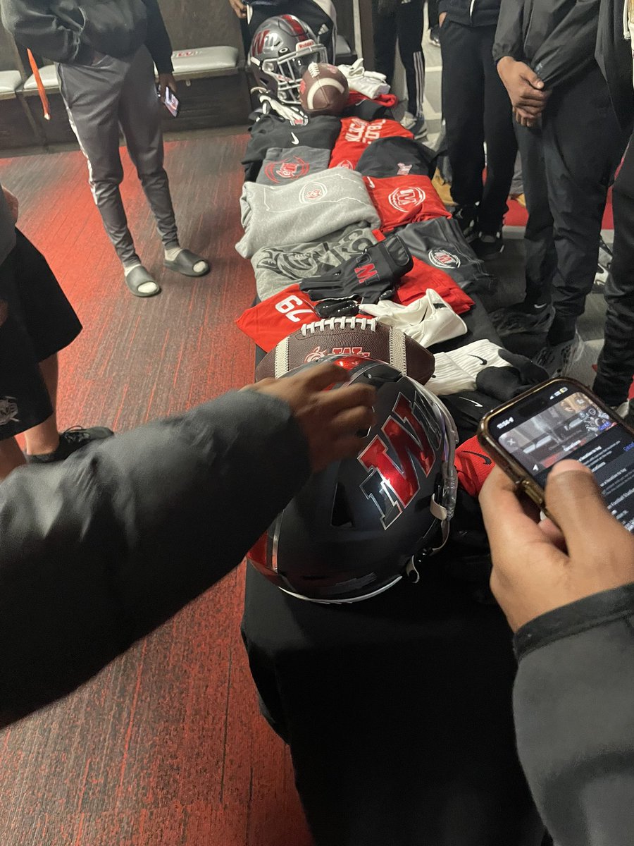 Tevin Tj johnson jr✨ tweet media