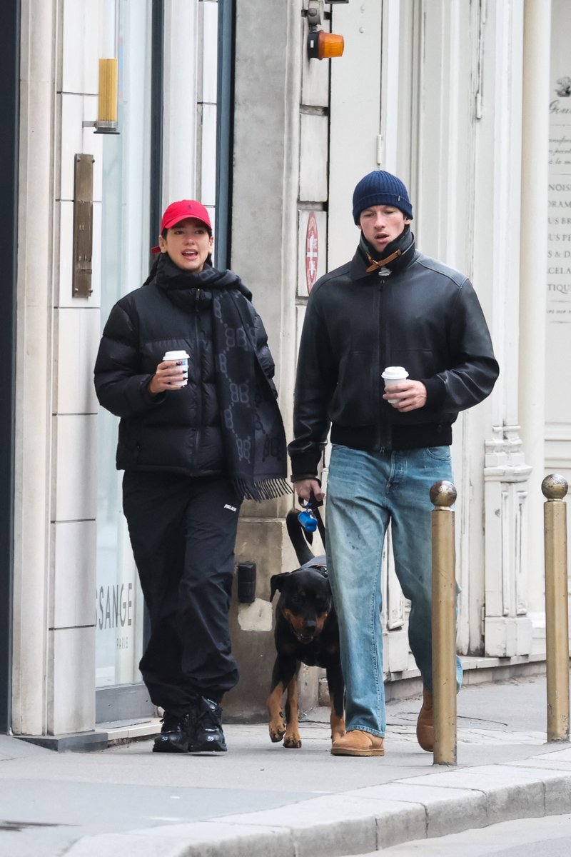 metgalacrave's tweet image. Dua Lipa and Callum Turner in Paris, France.