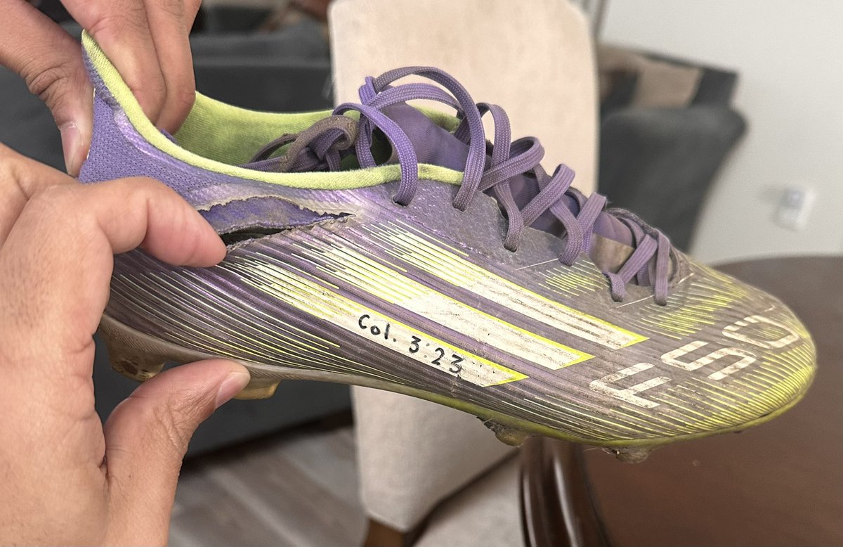 LSantiag77's tweet photo. One Season and now to shop for new ones! @adidas @adidasfootball @adidassoccer Are these boots only made for one Season?  Using my adidas app to see what’s new or other options? https://t.co/dXOUCTXzqK