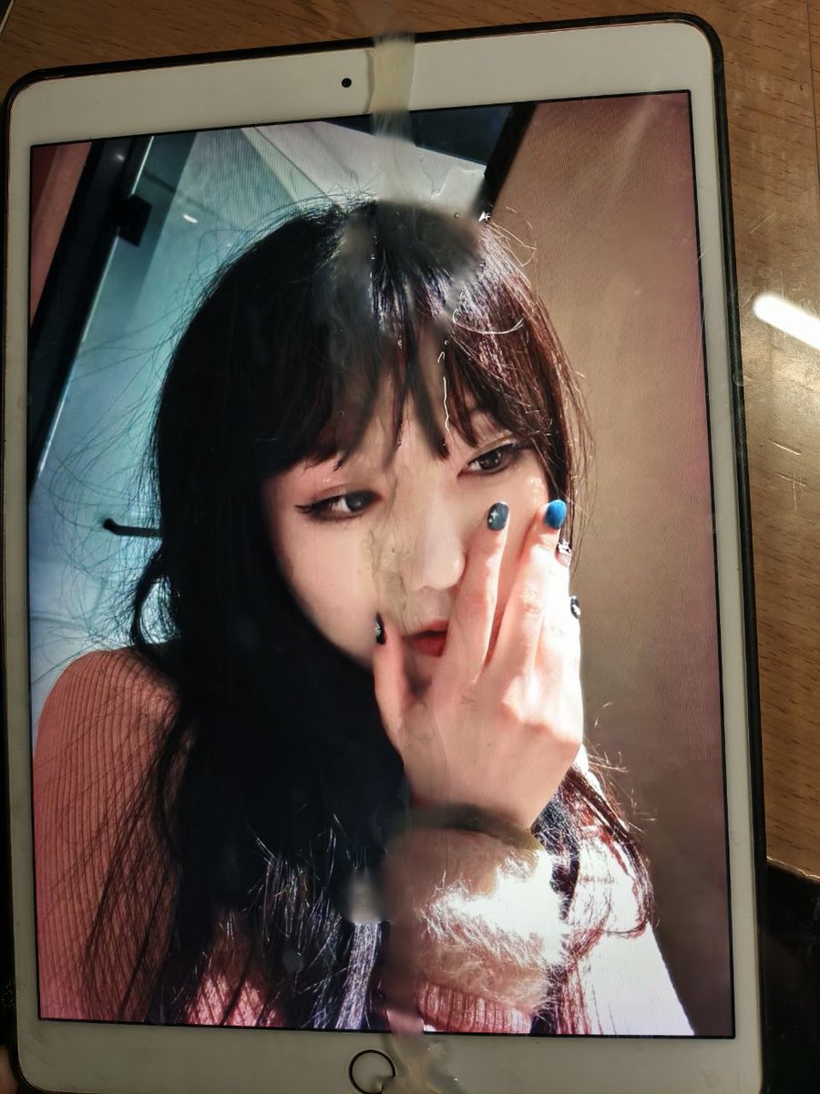 rv tweet media