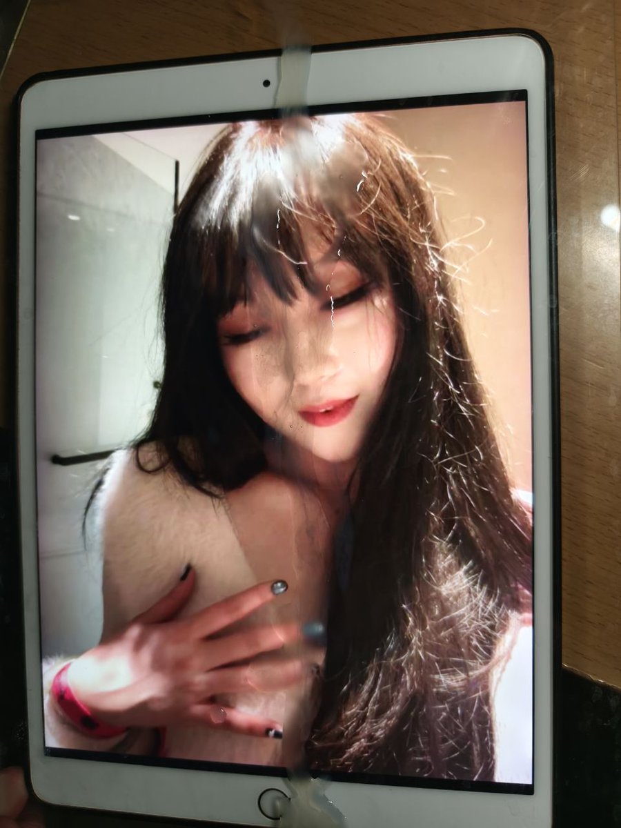 rv tweet media